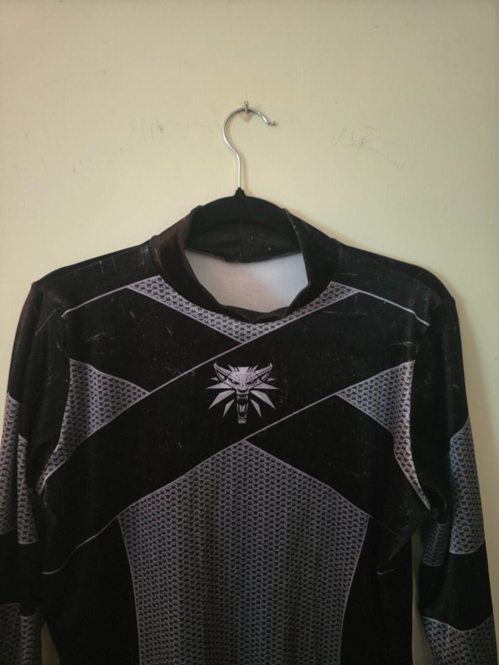 Blackmilk x Witcher Faux Armor Velvet Long Sleeve Bodysuit - Picture 4 of 6